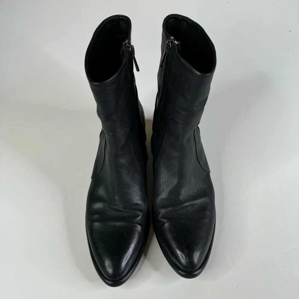 Sam Edelman Hilary Black Pebbled Leather Ankle Boots‎ Size 9.5